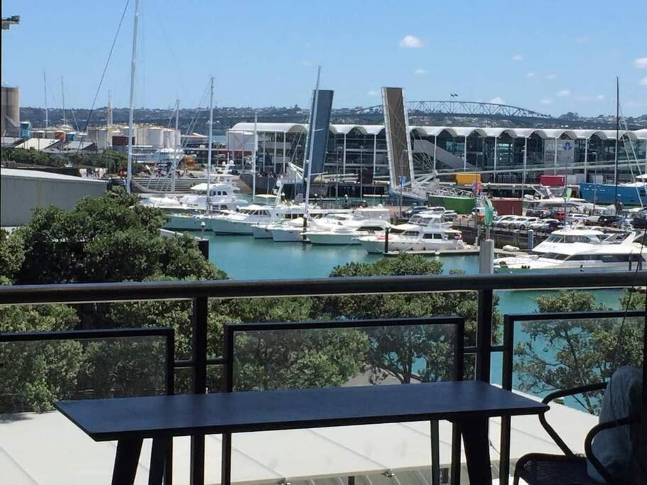 Ferienwohnung Luxury Waterfront Nest Above Viaduct Harbour Auckland Exterior foto